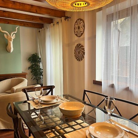 Luxury House Valencia D'Aneu Apartment ภายนอก รูปภาพ