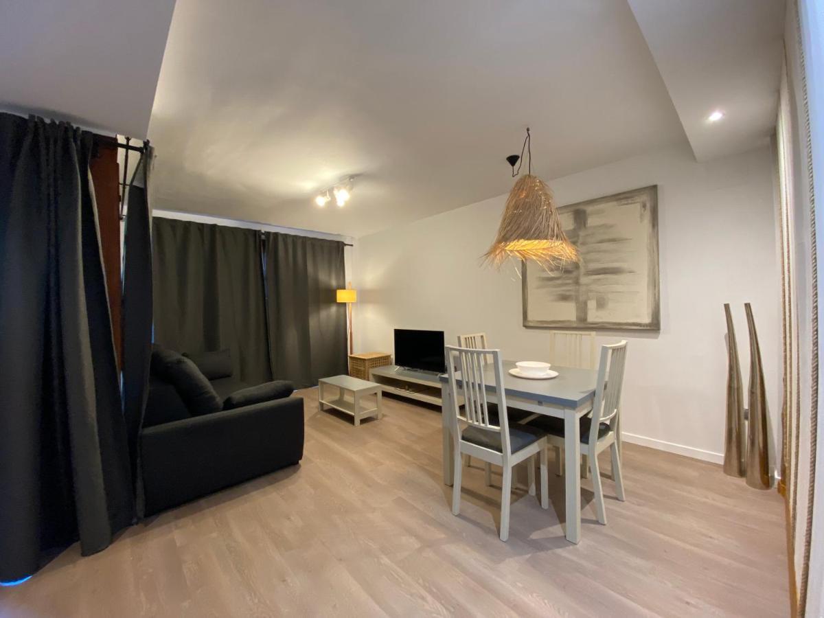 Luxury House Valencia D'Aneu Apartment ภายนอก รูปภาพ
