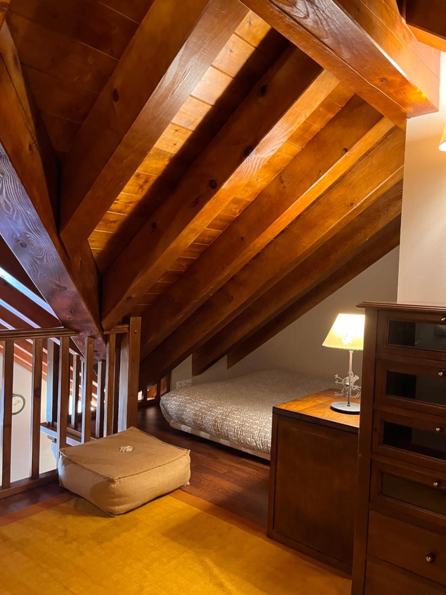 Luxury House Valencia D'Aneu Apartment ภายนอก รูปภาพ