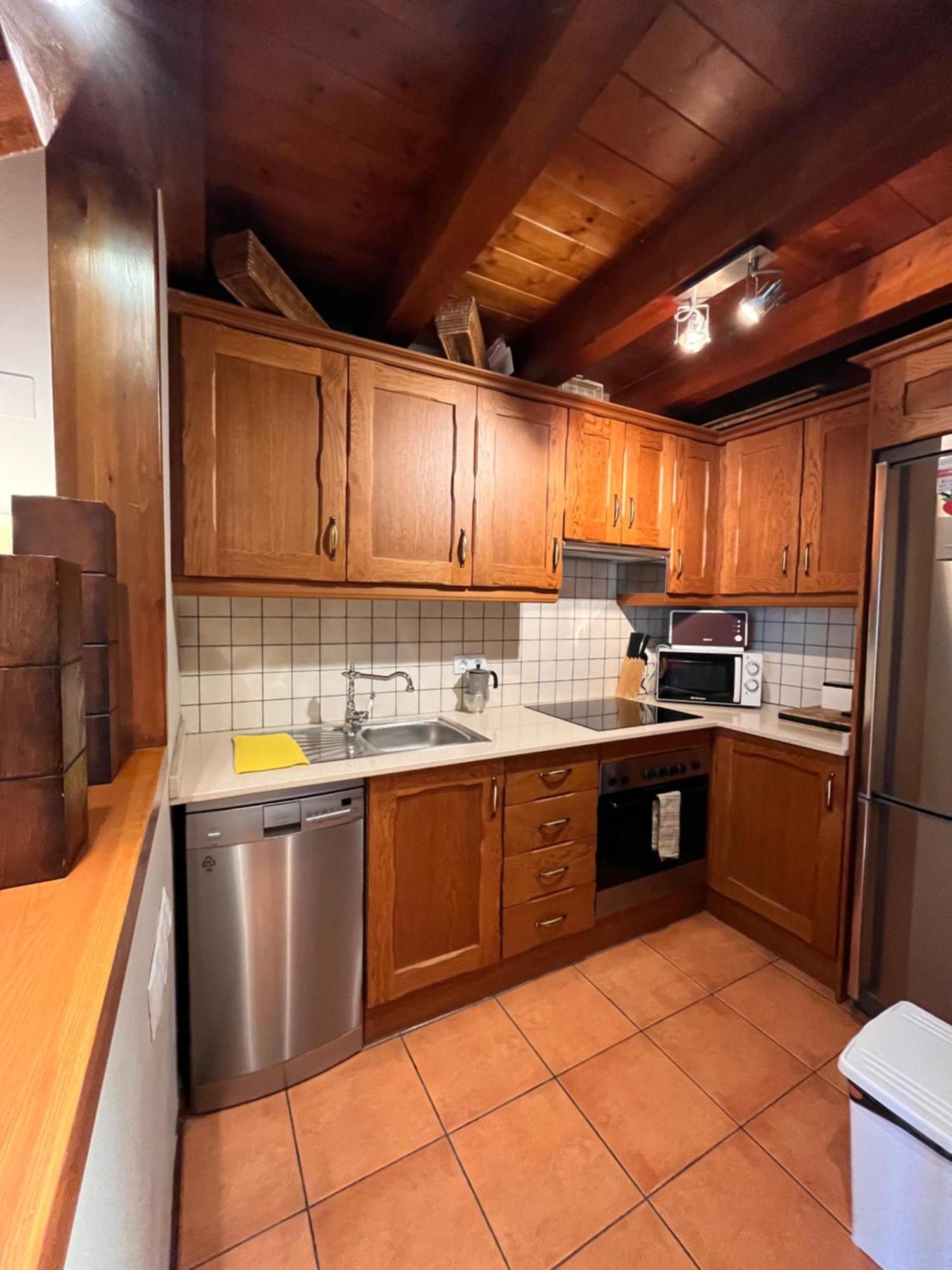 Luxury House Valencia D'Aneu Apartment ภายนอก รูปภาพ